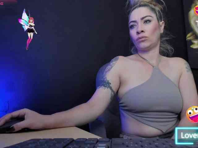 viktoria-davis webcam