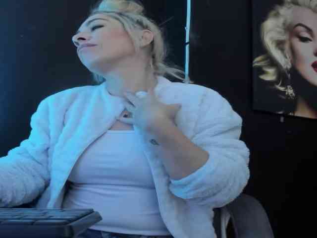 viktoria-davis webcam