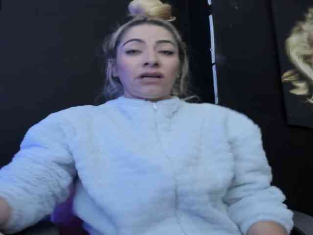 viktoria-davis webcam