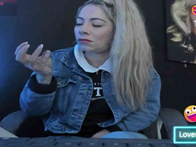 viktoria-davis webcam