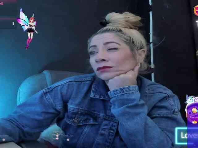 viktoria-davis webcam