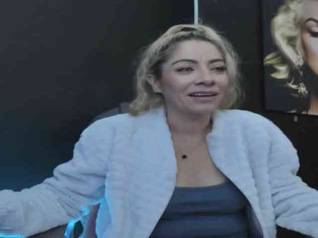 viktoria-davis webcam