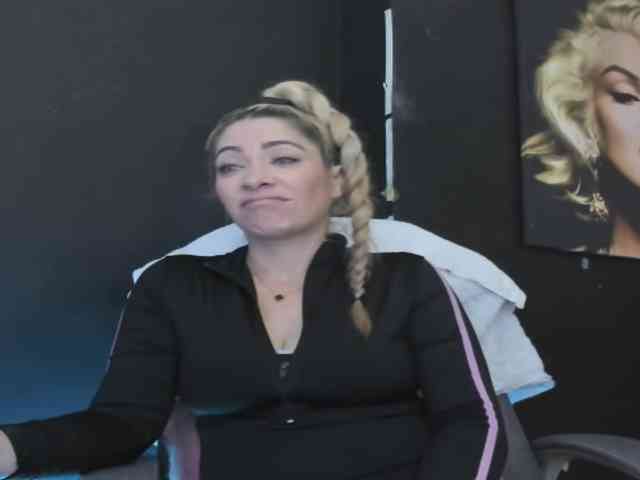 viktoria-davis webcam