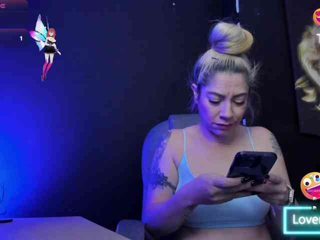 viktoria-davis webcam