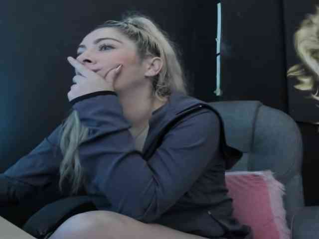 viktoria-davis webcam