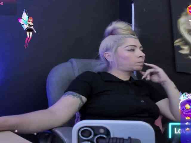 viktoria-davis webcam