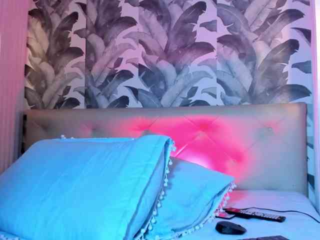 viktoria-davis webcam