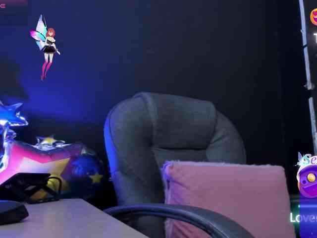 viktoria-davis viktoria-davis