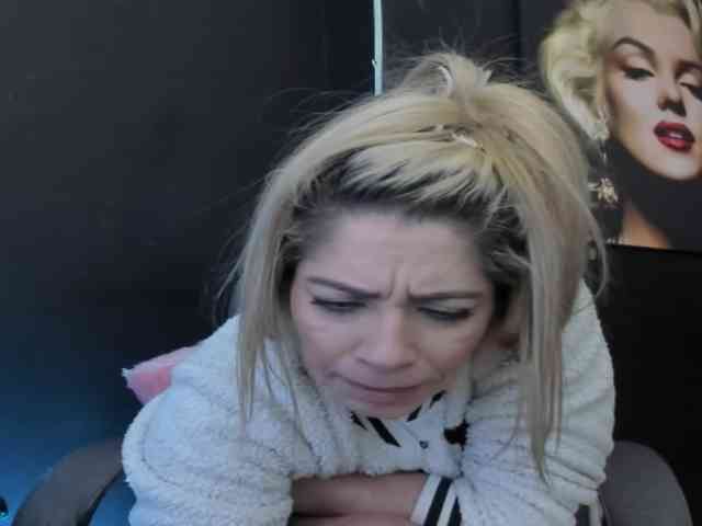 viktoria-davis webcam