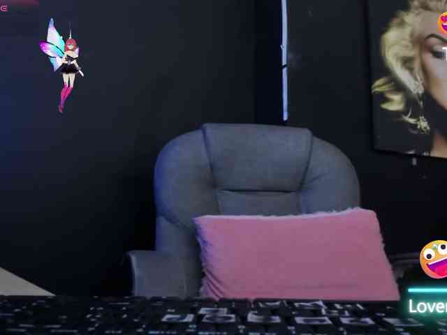 viktoria-davis viktoria-davis