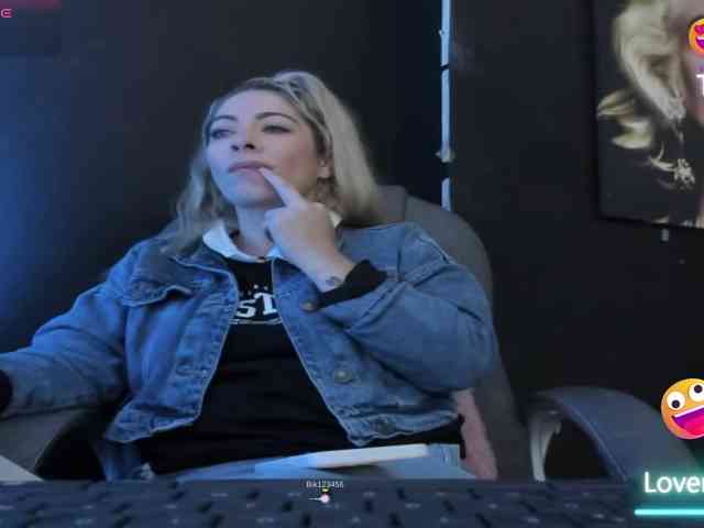 viktoria-davis webcam