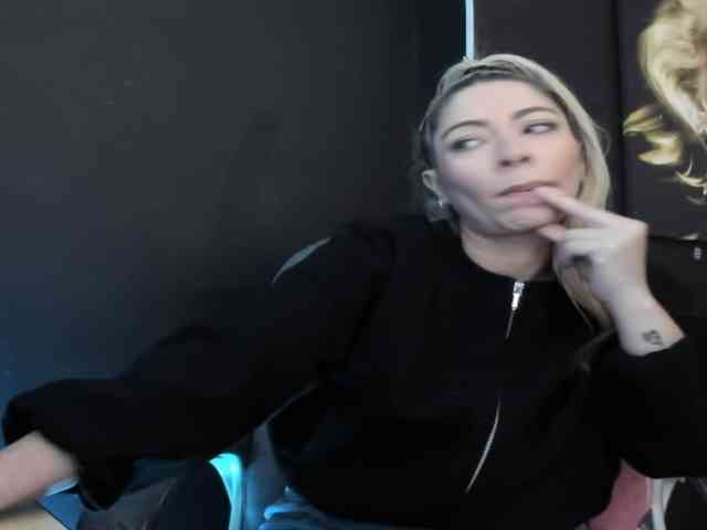 viktoria-davis webcam