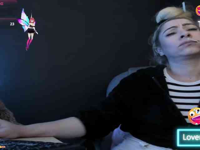 chat for free online Viktoria-davis