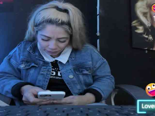 viktoria-davis webcam