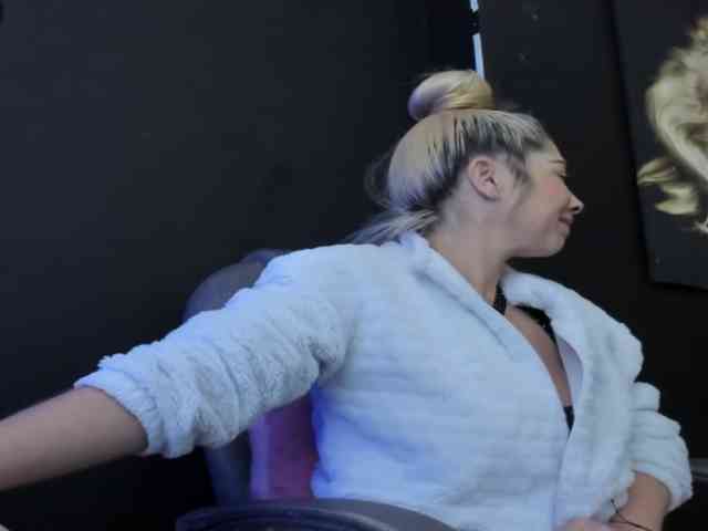 viktoria-davis webcam