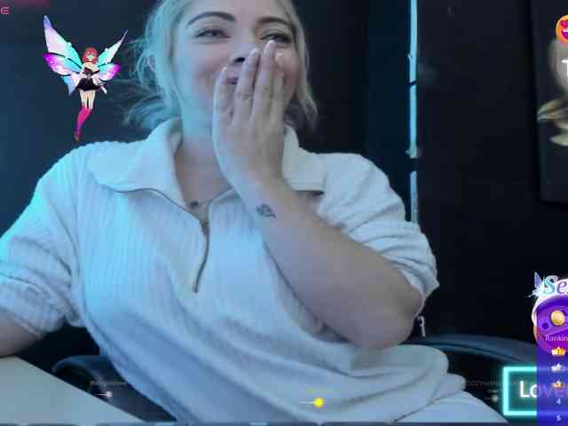 viktoria-davis viktoria-davis