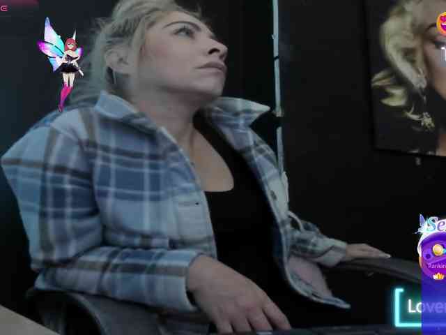 viktoria-davis webcam