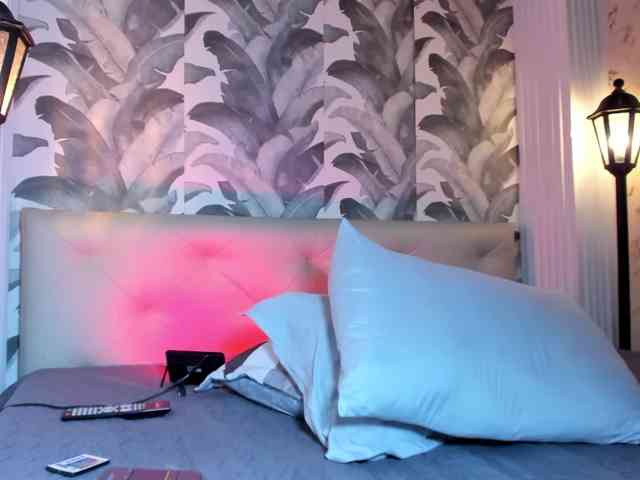 viktoria-davis webcam