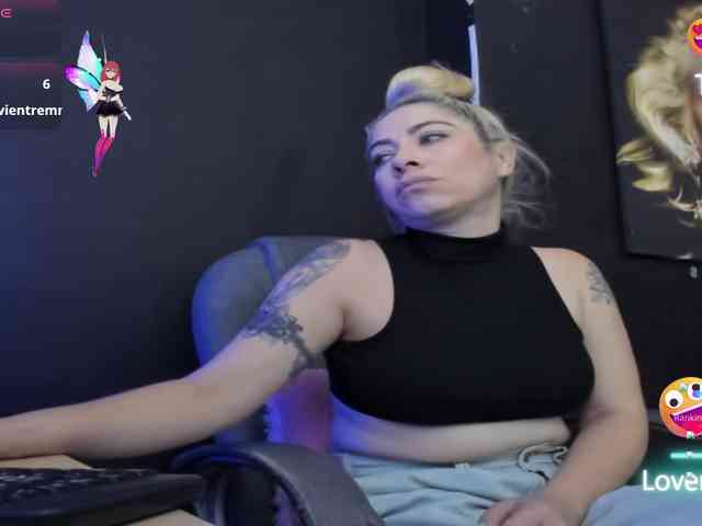 viktoria-davis webcam