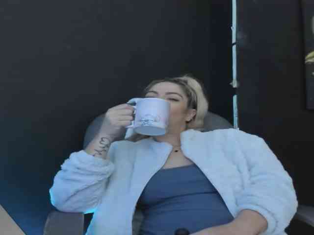 viktoria-davis webcam