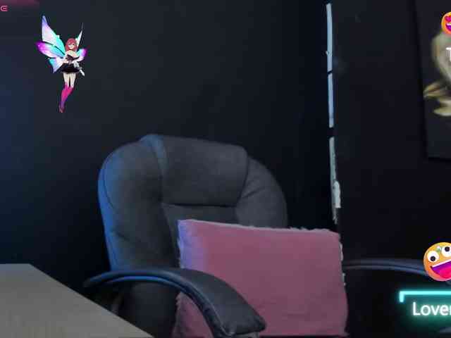 viktoria-davis viktoria-davis