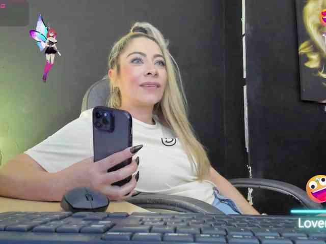 viktoria-davis webcam