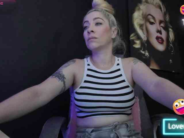viktoria-davis webcam