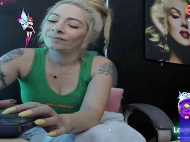 viktoria-davis webcam