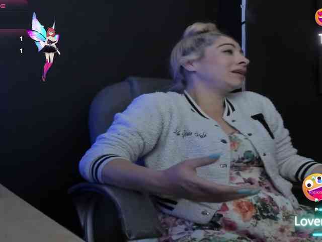 viktoria-davis webcam