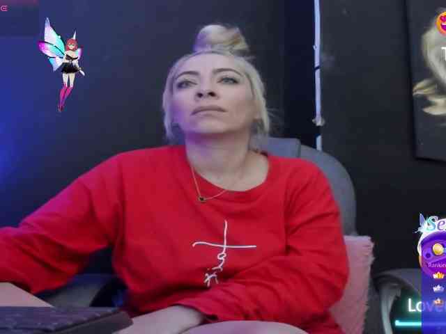 viktoria-davis viktoria-davis