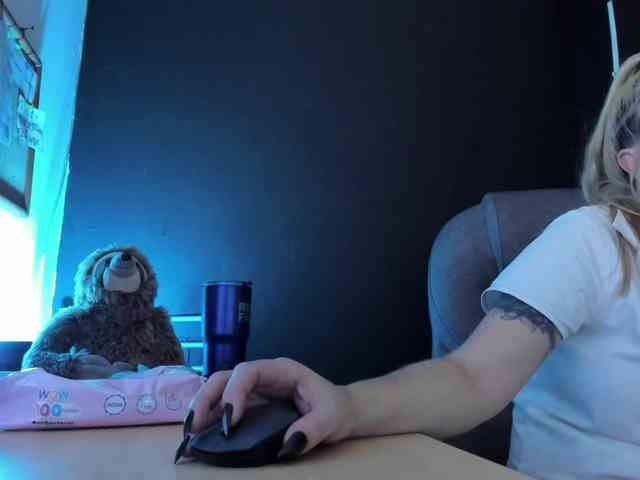viktoria-davis webcam