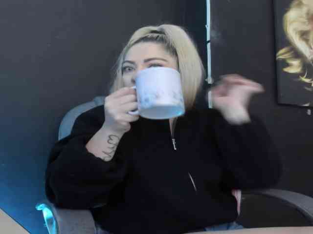 viktoria-davis webcam