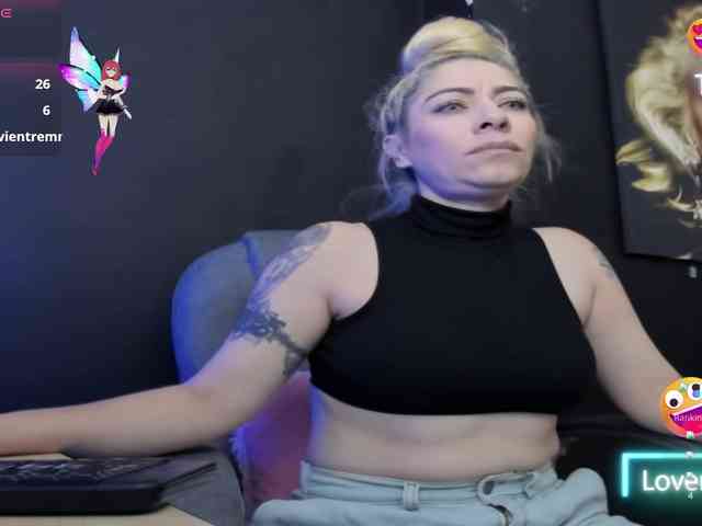 viktoria-davis webcam