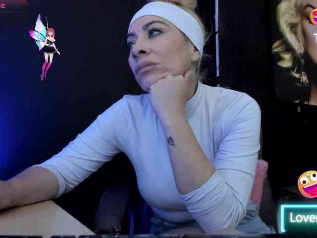 viktoria-davis webcam