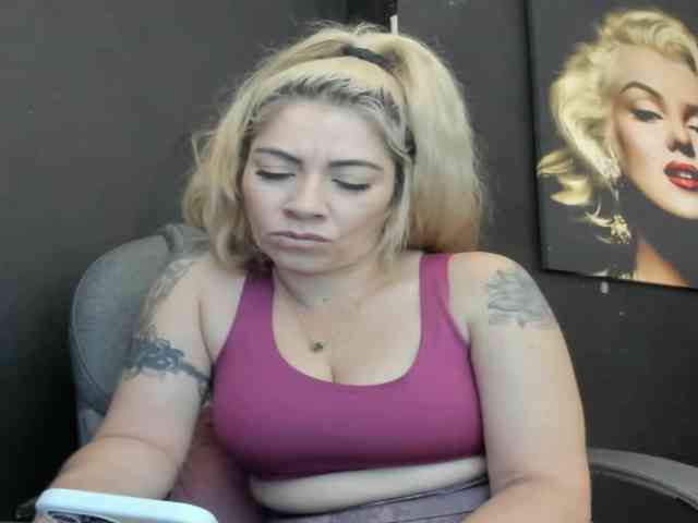 viktoria-davis webcam