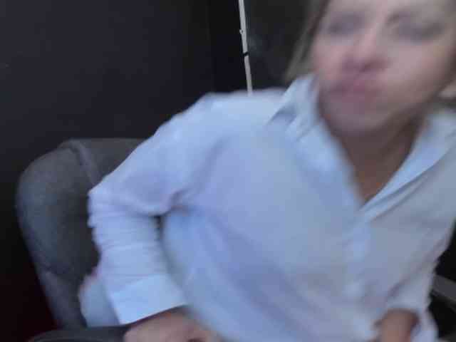 viktoria-davis webcam