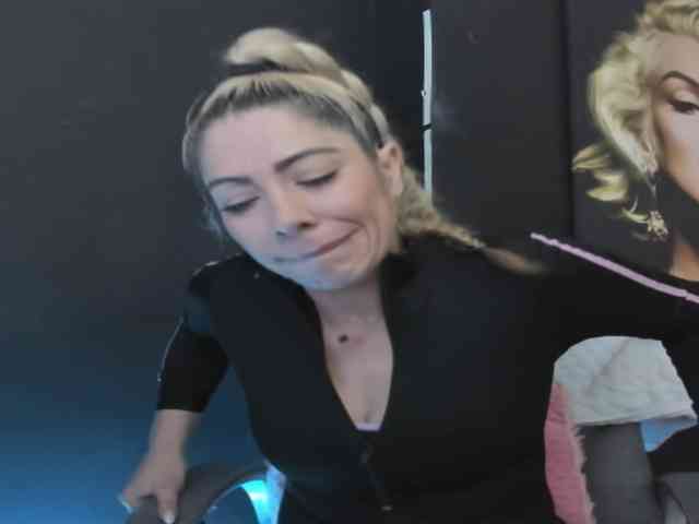 viktoria-davis webcam