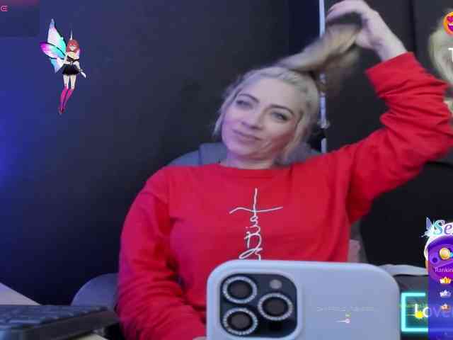 viktoria-davis viktoria-davis