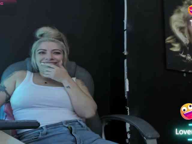 viktoria-davis webcam
