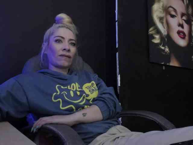 viktoria-davis webcam