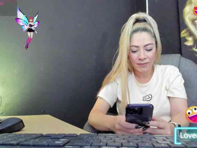 viktoria-davis webcam