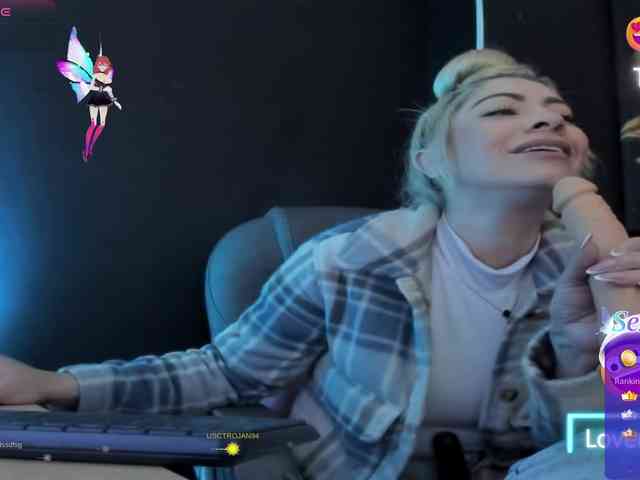 viktoria-davis webcam