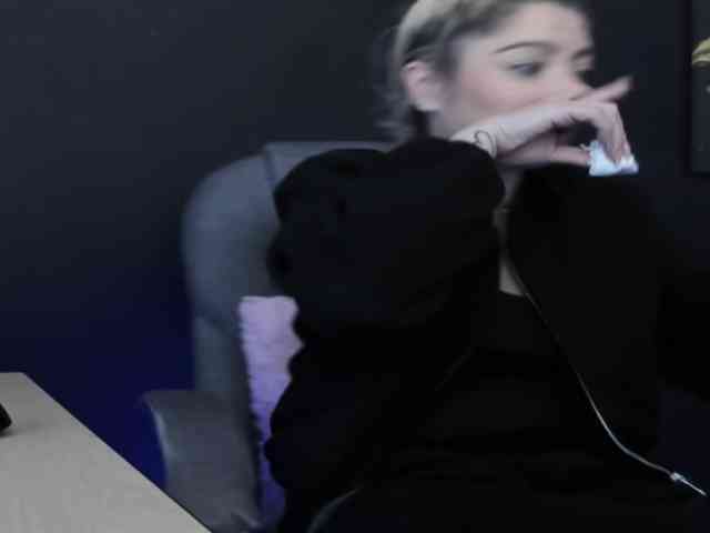 viktoria-davis webcam