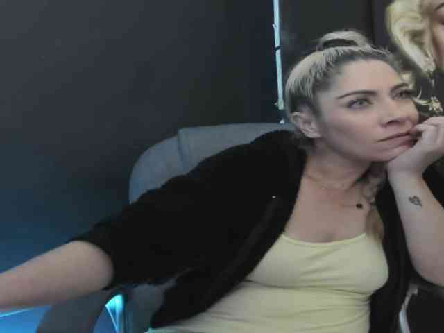 viktoria-davis webcam