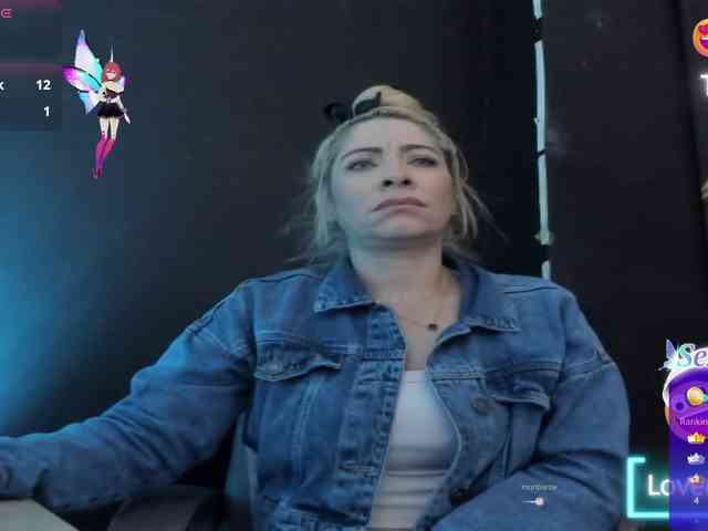 viktoria-davis webcam