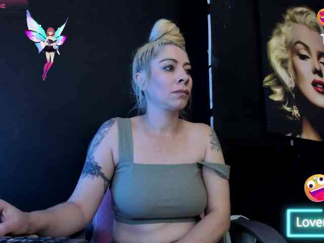 viktoria-davis webcam