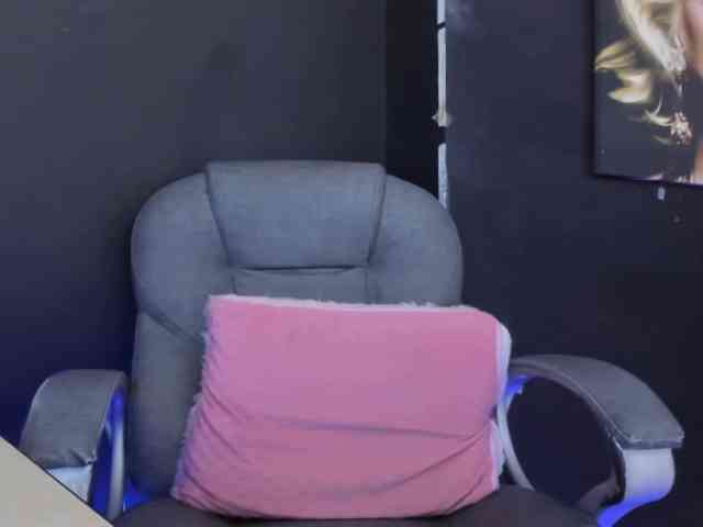 viktoria-davis webcam