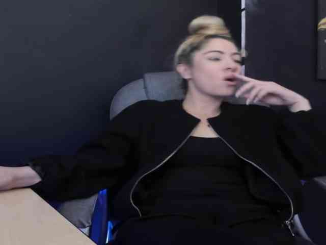 viktoria-davis webcam