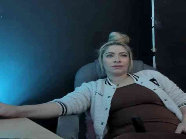 viktoria-davis webcam