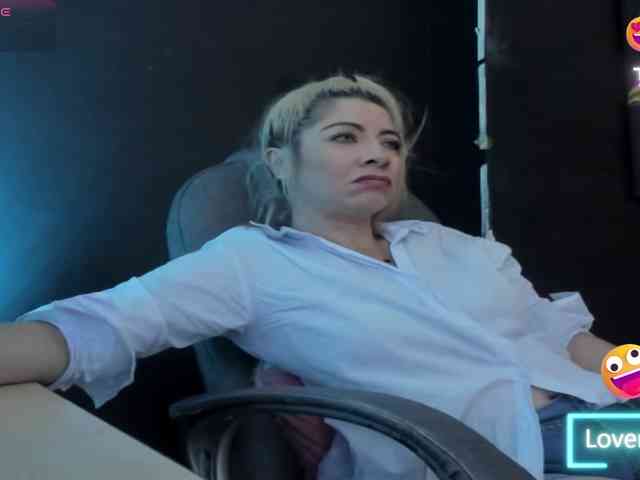 viktoria-davis webcam